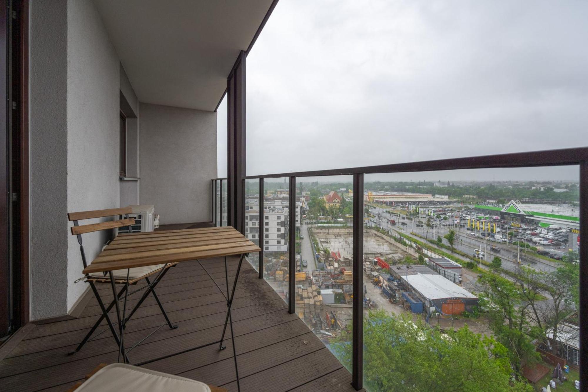 Comfortable Apartment Krakowska Wroclaw With Free Parking By Noclegi Renters Esterno foto