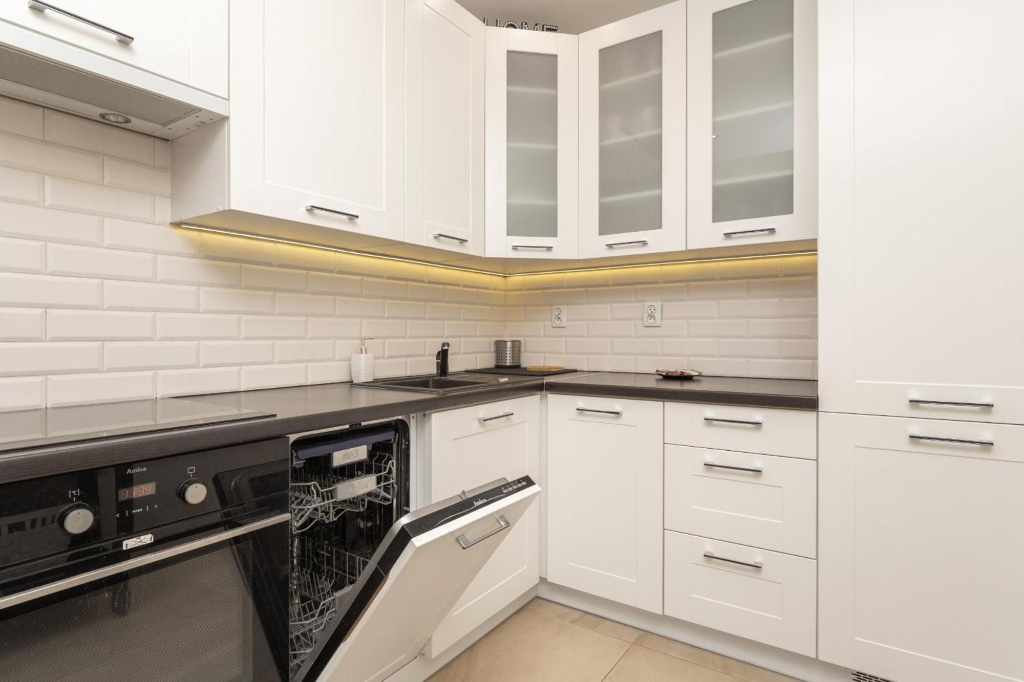 Comfortable Apartment Krakowska Wroclaw With Free Parking By Noclegi Renters Esterno foto