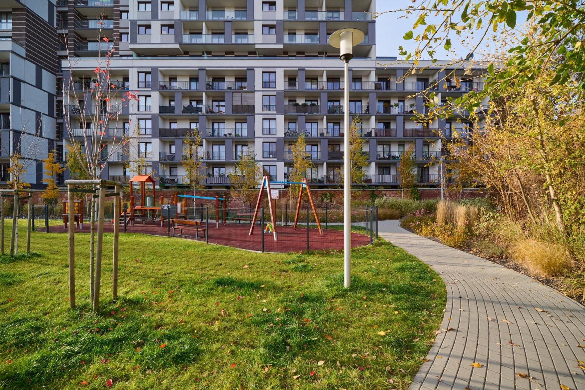 Comfortable Apartment Krakowska Wroclaw With Free Parking By Noclegi Renters Esterno foto